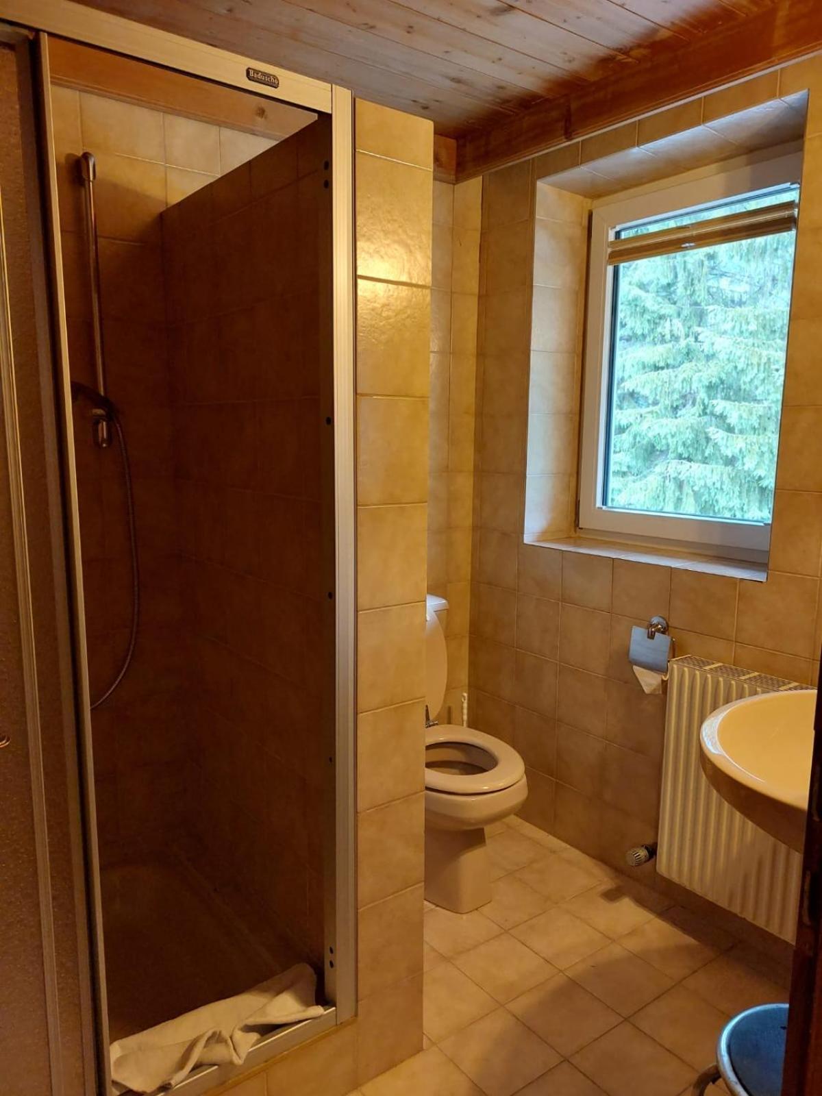 Appartements Am See Neukirchen am Grossvenediger Luaran gambar